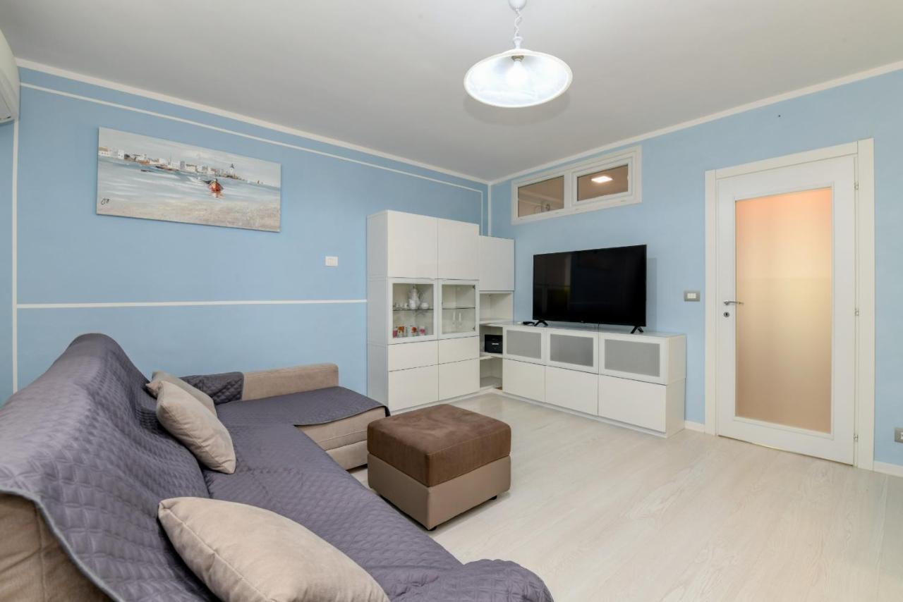 My Desenzano Holiday Apartment デセンツァーノ・デル・ガルダ エクステリア 写真